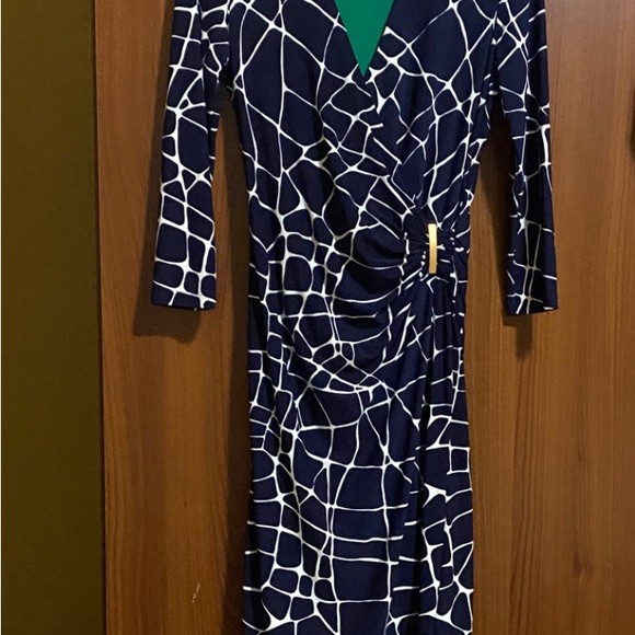 Jones New York Navy and White Giraffe Print Bodycon Dress - Picture 1 of 6